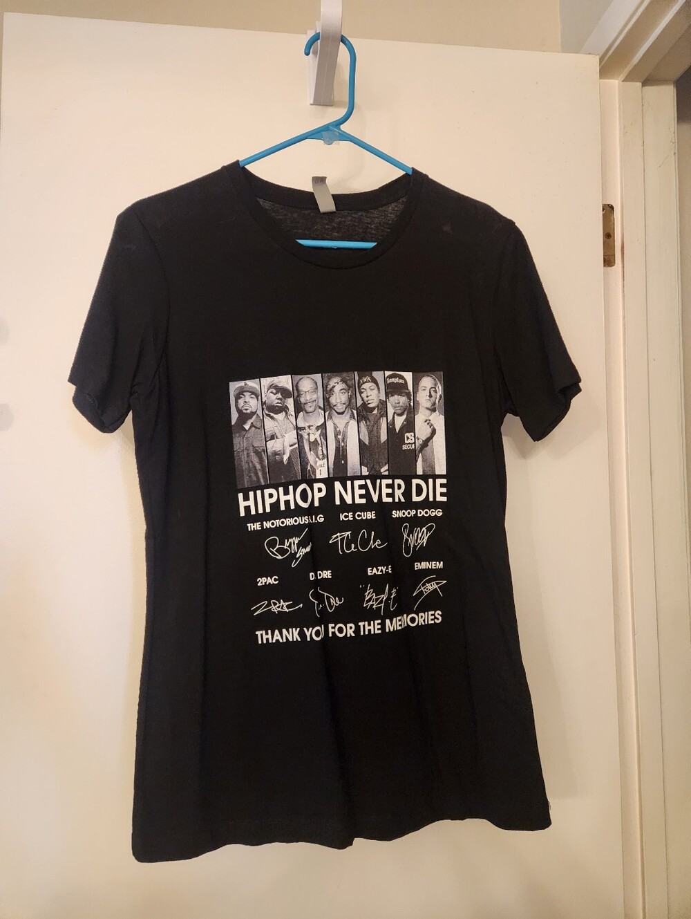 Next Level Apparel Black 'HipHop Never Die' Short Sleeve Tee